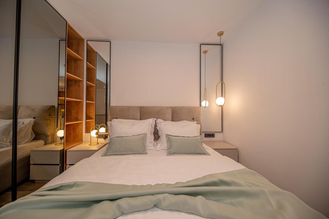 N&N Lux Guest House บาร์ ภายนอก รูปภาพ