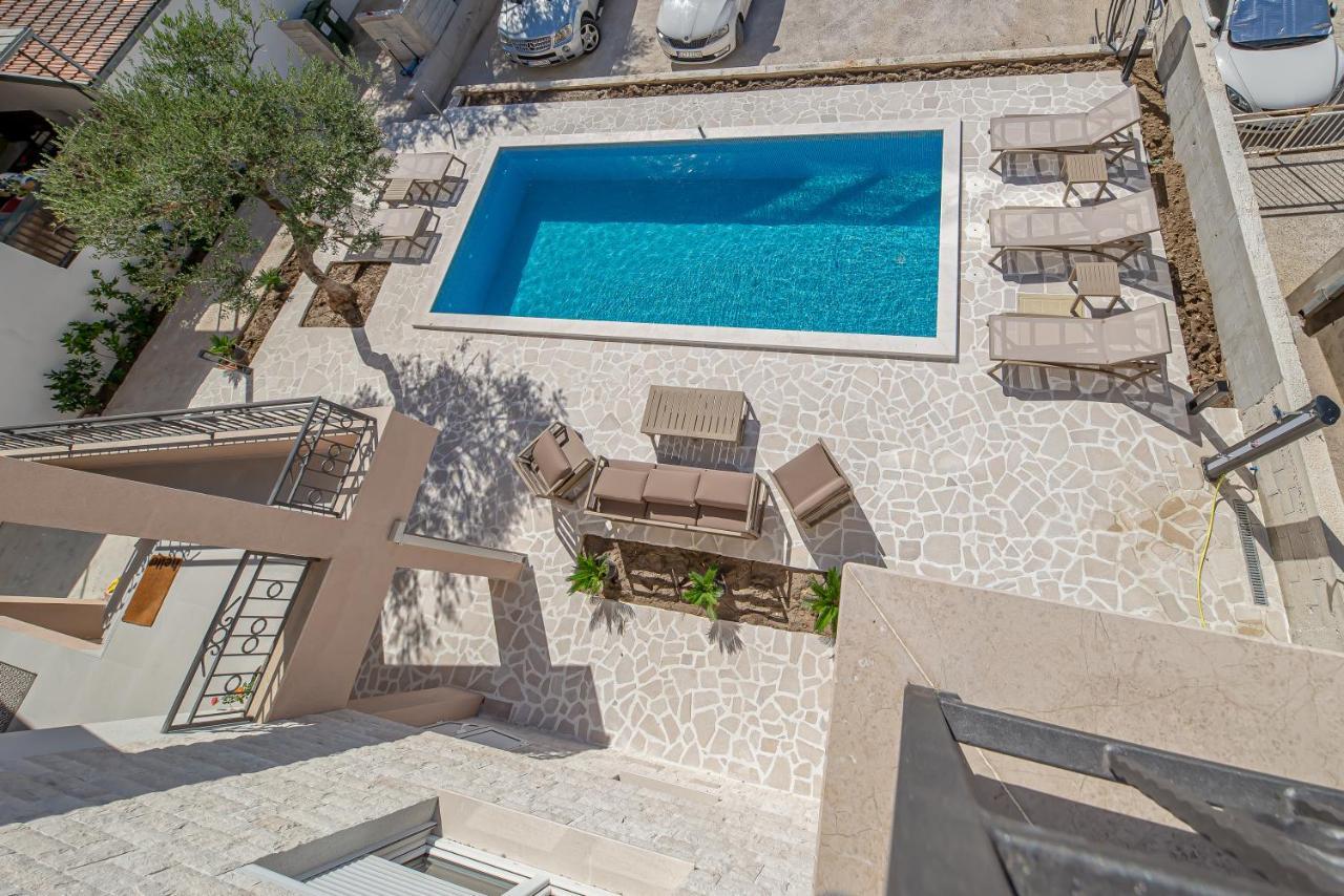 N&N Lux Guest House บาร์ ภายนอก รูปภาพ