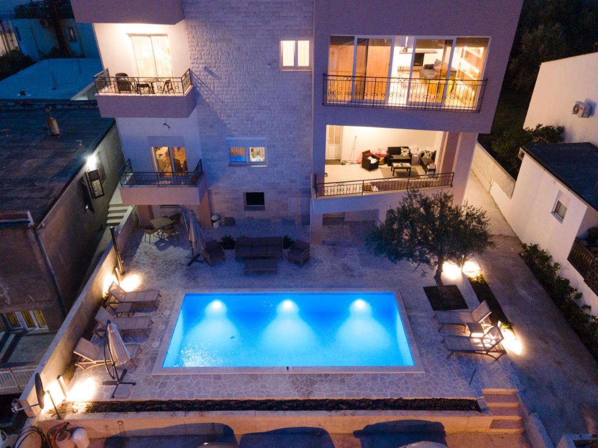 N&N Lux Guest House บาร์ ภายนอก รูปภาพ