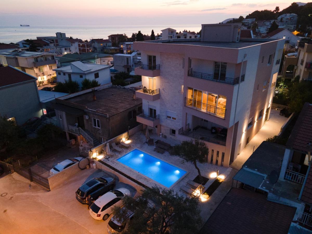 N&N Lux Guest House บาร์ ภายนอก รูปภาพ