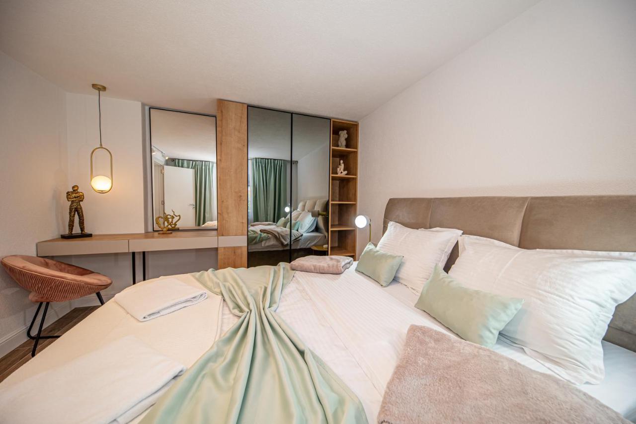 N&N Lux Guest House บาร์ ภายนอก รูปภาพ