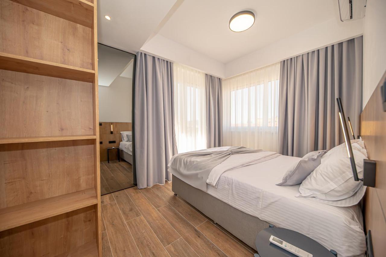 N&N Lux Guest House บาร์ ภายนอก รูปภาพ