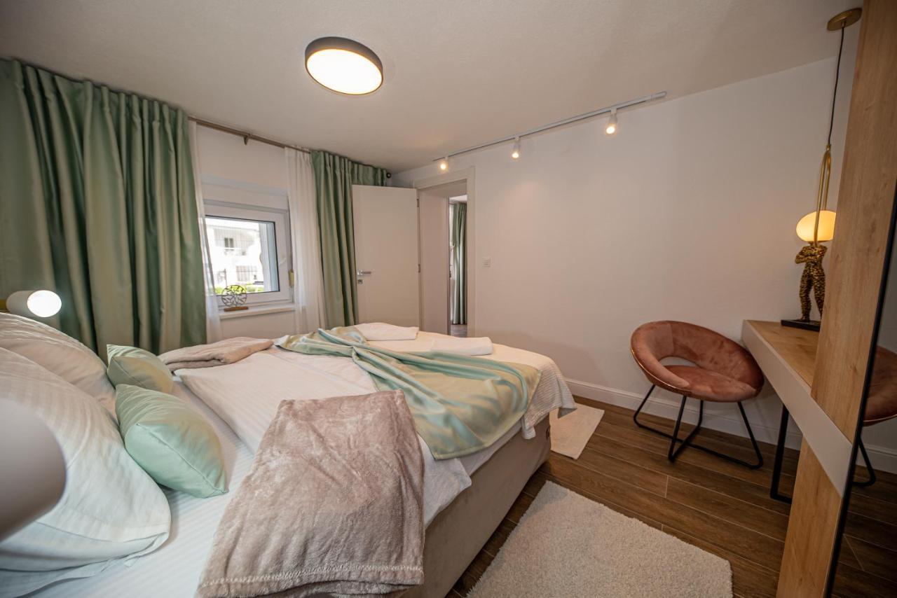 N&N Lux Guest House บาร์ ภายนอก รูปภาพ