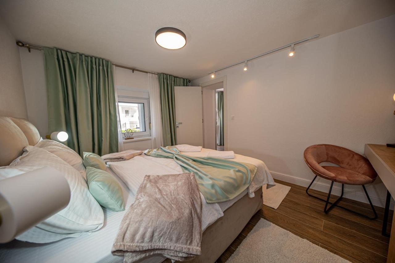 N&N Lux Guest House บาร์ ภายนอก รูปภาพ