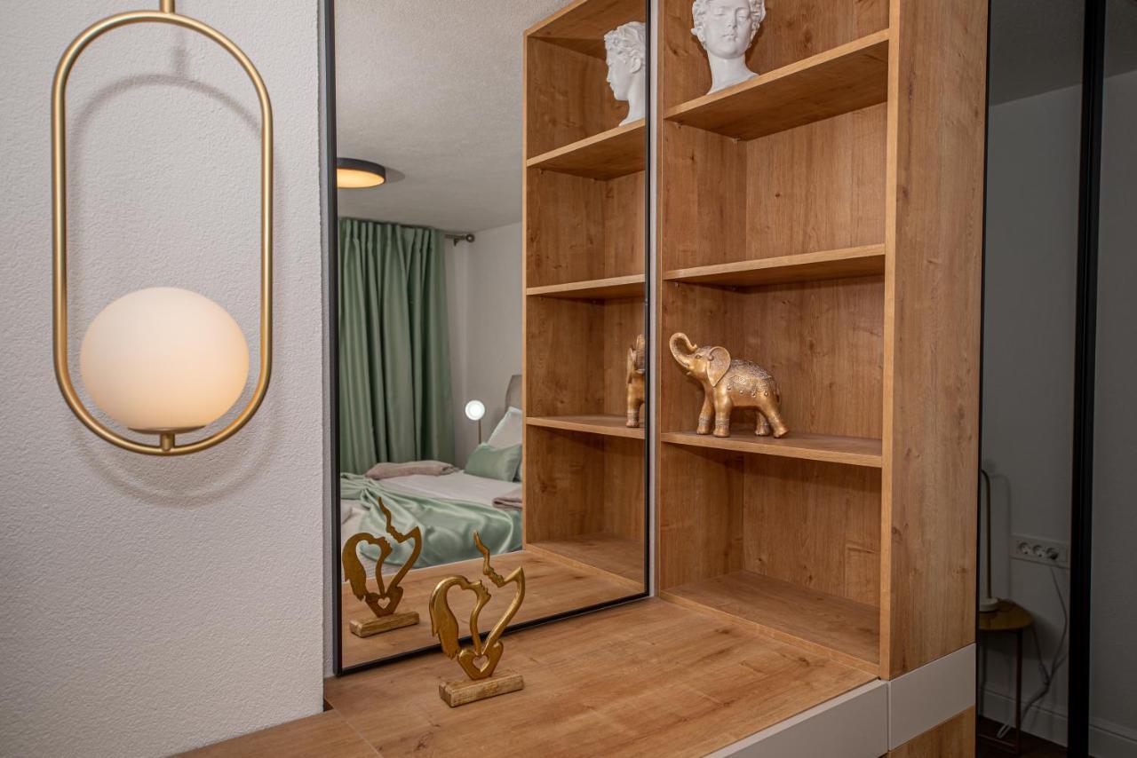 N&N Lux Guest House บาร์ ภายนอก รูปภาพ