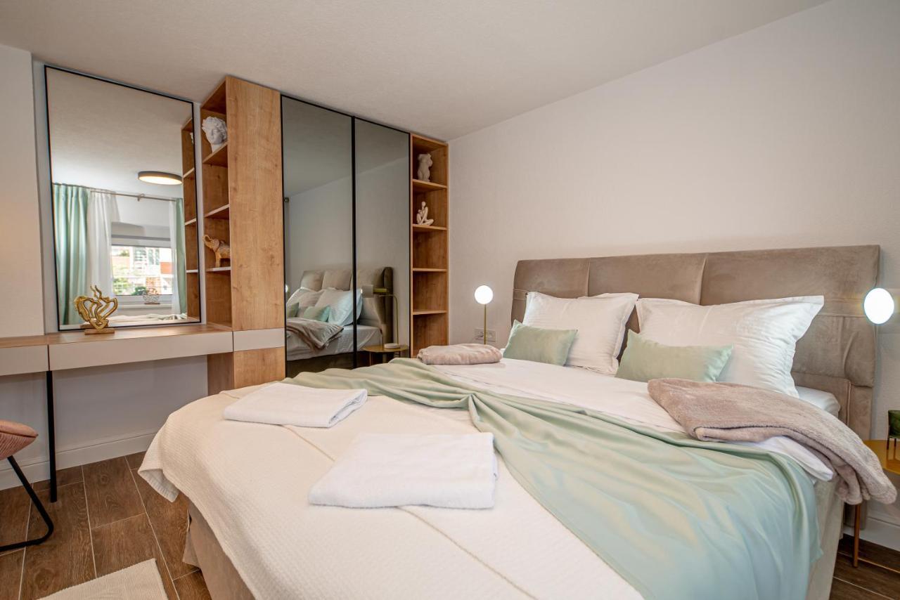 N&N Lux Guest House บาร์ ภายนอก รูปภาพ