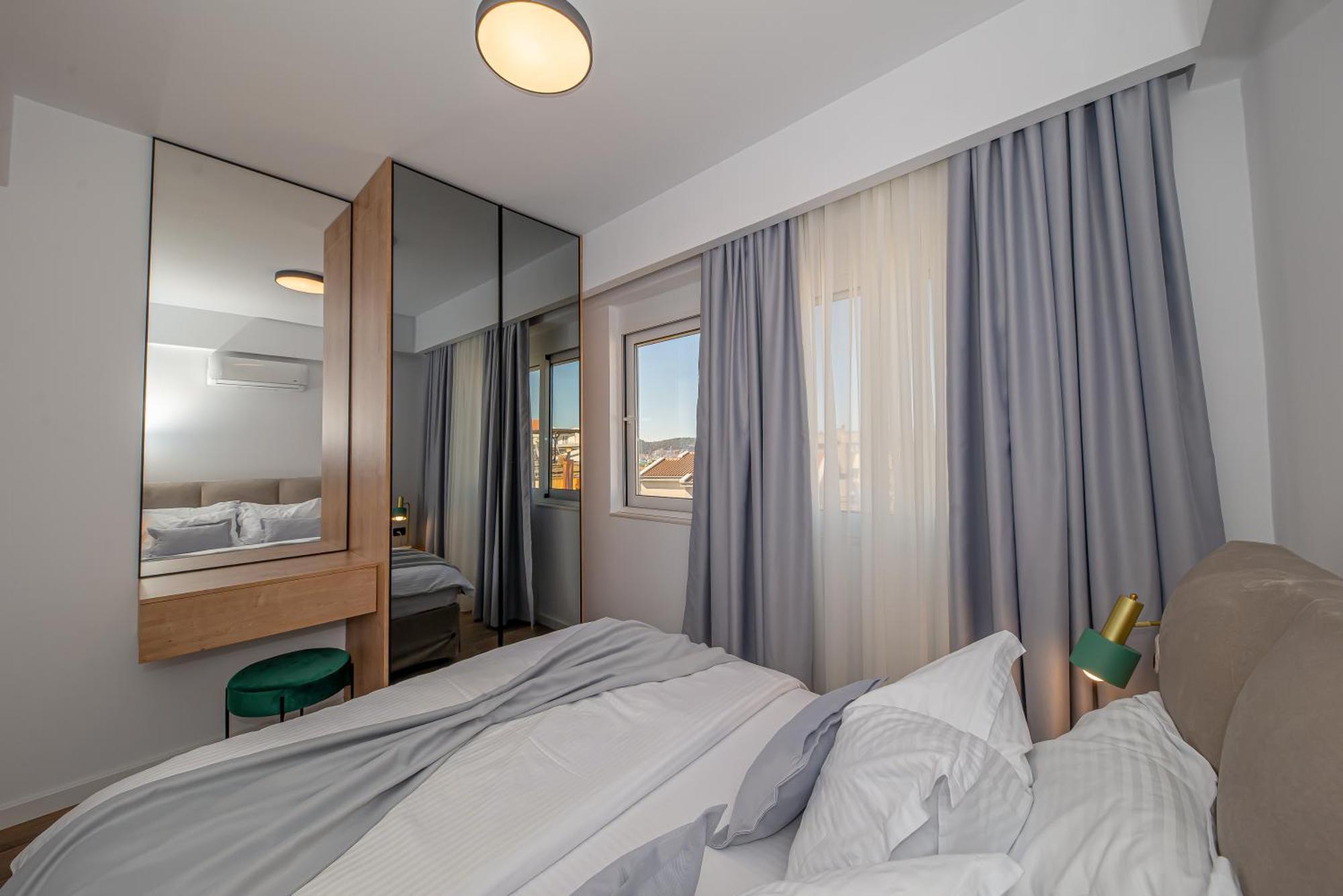 N&N Lux Guest House บาร์ ภายนอก รูปภาพ