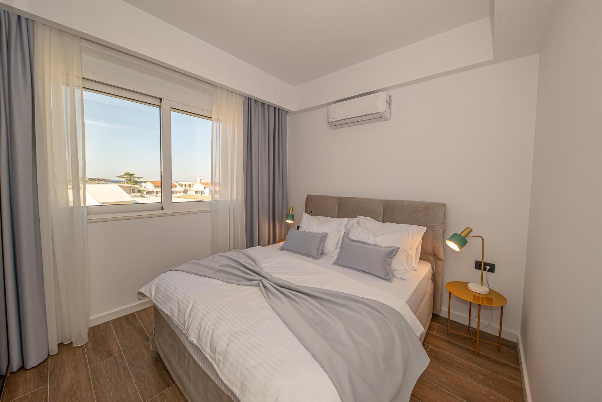 N&N Lux Guest House บาร์ ภายนอก รูปภาพ