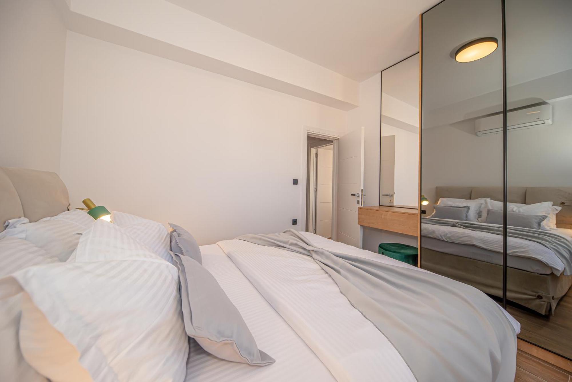 N&N Lux Guest House บาร์ ภายนอก รูปภาพ